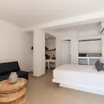 Lägenhetshotell Ryous St John 3*