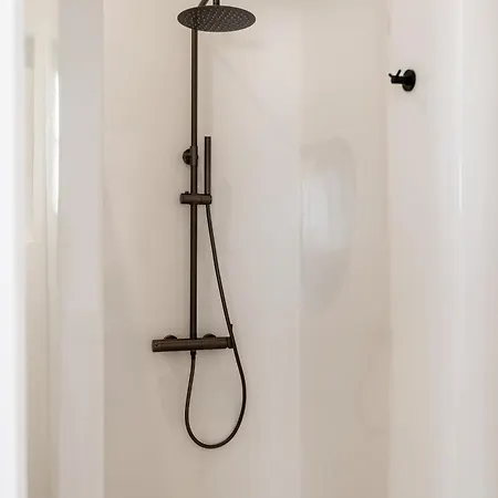 Ryous St John 公寓式酒店