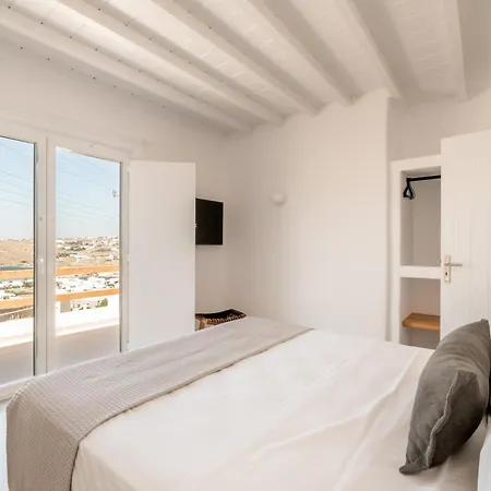 Ryous St John 公寓式酒店 3*