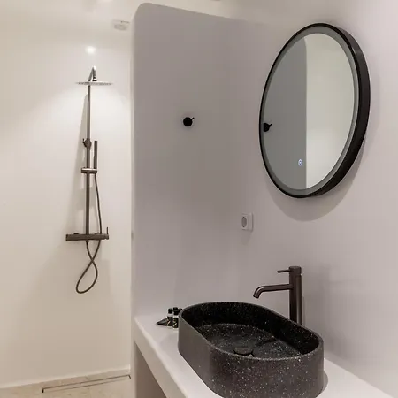 Aparthotel Ryous St John 3*