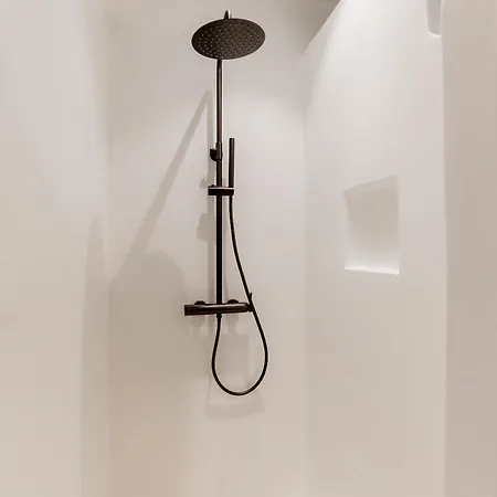 Ryous St John Aparthotel