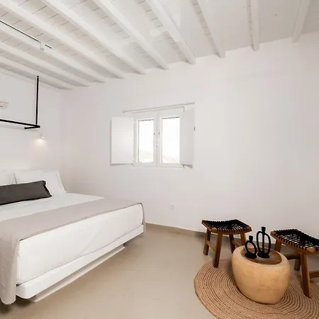 Ryous St John Aparthotel