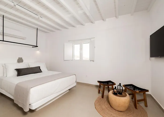 Ryous St John Aparthotel