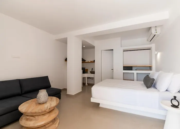 Aparthotel Ryous St John 3*